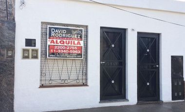 CASA PH 2 AMBIENTES AL FRENTE