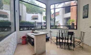 Venta Casa en Bosque de las Lomas, Preciosa con Gran Jardín