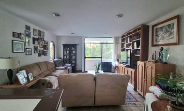 Venta Casa en Bosque de las Lomas, Preciosa con Gran Jardín