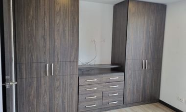 AMPLIO E ILUMINADO APARTAMENTO CHIA