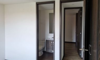 AMPLIO E ILUMINADO APARTAMENTO CHIA