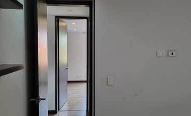 AMPLIO E ILUMINADO APARTAMENTO CHIA