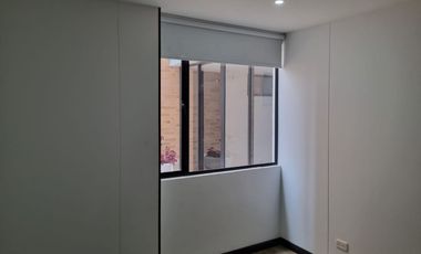 AMPLIO E ILUMINADO APARTAMENTO CHIA