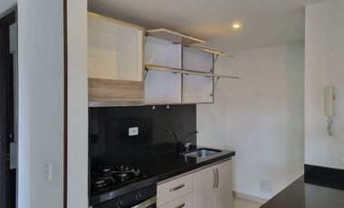 AMPLIO E ILUMINADO APARTAMENTO CHIA