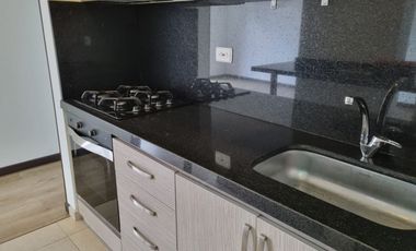 AMPLIO E ILUMINADO APARTAMENTO CHIA