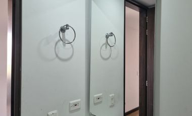 AMPLIO E ILUMINADO APARTAMENTO CHIA