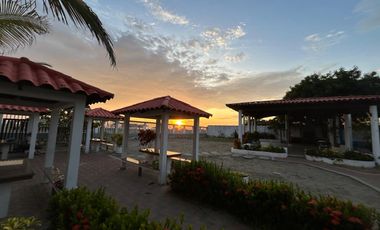 Se Vende Terreno de 263 m² en venta Sur de Playas Urbanización Arenas del Pacifico