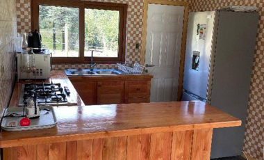 Se vende casa en condominio Pucon - Camino Internacional. Rebajada un 7%