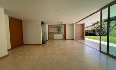 44837 Casa en arriendo en el sector Altos de Palmas