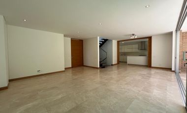 44837 Casa en arriendo en el sector Altos de Palmas