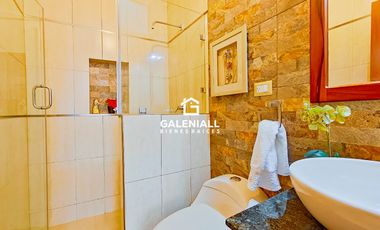 Excelente Villa Casa en Venta en el Centro de Machala, Ecuador