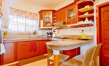 Excelente Villa Casa en Venta en el Centro de Machala, Ecuador
