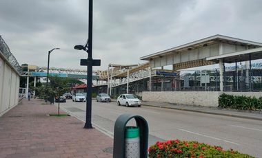 Bodegas de Alquiler en Av. de las Americas