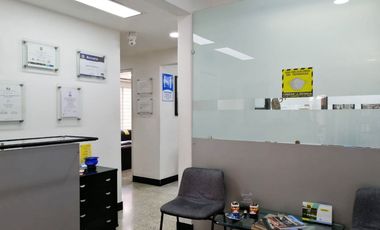 PR15760 Oficina en venta en el sector Carlos E. Restrepo, Medellin