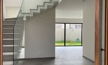 Casa nueva en venta en Valle Imperial en Zapopan