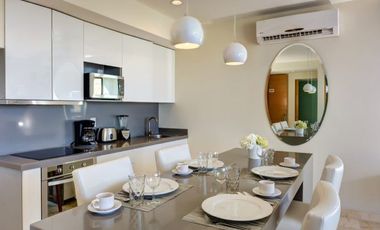 EXCELENTE OPORTUNIDAD DE INVERSION EN LA MEJOR ZONA DE PLAYA DEL CARMEN PH EN VENTA TOTALMENTE AMUEBLADO CON TERRAZA, JACUZZI Y ASOMBROSA VISTA