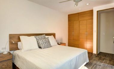 EXCELENTE OPORTUNIDAD DE INVERSION EN LA MEJOR ZONA DE PLAYA DEL CARMEN PH EN VENTA TOTALMENTE AMUEBLADO CON TERRAZA, JACUZZI Y ASOMBROSA VISTA