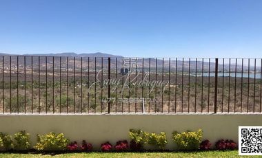 CASA EN RENTA, PORTA TOSCANA, ESPECTACULAR VISTA, 3 REC CON BAÑO