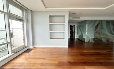 Flash Deal!! 3 Bedroom Unit in One Roxas Triangle with Unobstructed View of Urdaneta and Bel Air near Two Roxas and Park Central