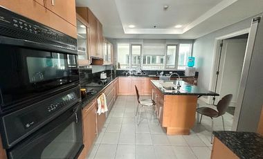 Flash Deal!! 3 Bedroom Unit in One Roxas Triangle with Unobstructed View of Urdaneta and Bel Air near Two Roxas and Park Central