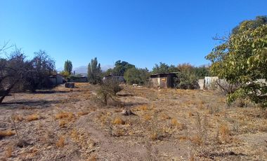 VENTA DE TERRENO URBANISADO, LOS ANDES, CALLE LAS LILLAS, 1.600MTRS, $180.000.000