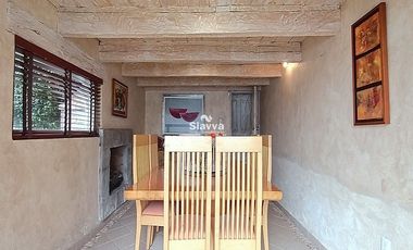 Cálida propiedad en conjunto de 5 casas