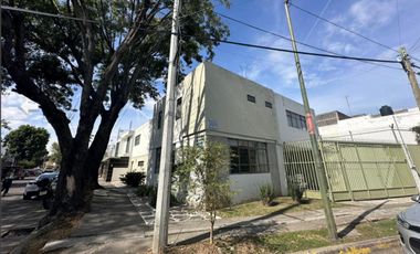 Se vende Casa en Jardines del Bosque