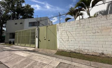 Se vende Casa en Jardines del Bosque