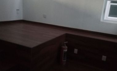 VENTA  OFICINA   MUY COMUNICADA