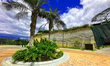 HERMOSO TERRENO DE VENTA EN PILLAGUA CUMBAYA!!  VISTA!!