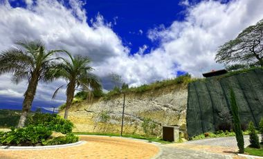 HERMOSO TERRENO DE VENTA EN PILLAGUA CUMBAYA!!  VISTA!!