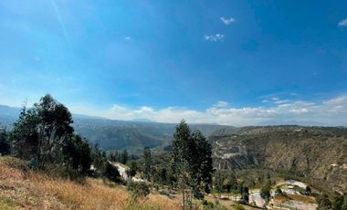 HERMOSO TERRENO DE VENTA EN PILLAGUA CUMBAYA!!  VISTA!!