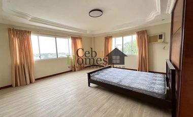 4-Bedroom House with Pool in Banilad For Rent