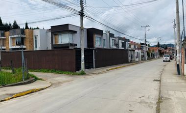 Terreno en venta ubicado en Ricaurte, sector Colegio Catalinas