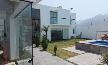 Casa venta Las Lagunas de la Molina