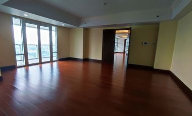 Four Bedroom condo unit for Rent in Discovery Primea at Makati City