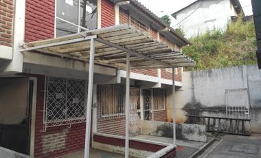 Casa en Venta en Urbanización Beata Mercedes Molina, 2 Pisos, algunas cuadras Avenida Vía a Daule por Km 16 y 1/2, Norte de Guayaquil.
