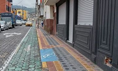 Alquiler de locales comerciales en Otavalo, calle Roca y Mejía Esquina