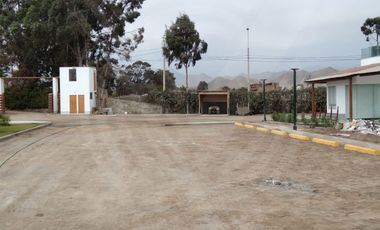 CERCA AL PORTICO Y EN ESQUINA!! , SE VENDE TERRENO DE 144 M2 EN CONDOMINIO DE CHOCALLA
