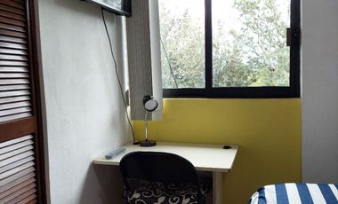 Departamento amueblado cerca de la zona de hospitales