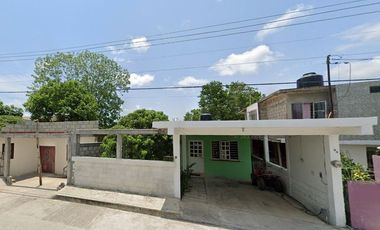 CASA EN COL. VICENTE GUERRERO, VERACRUZ.