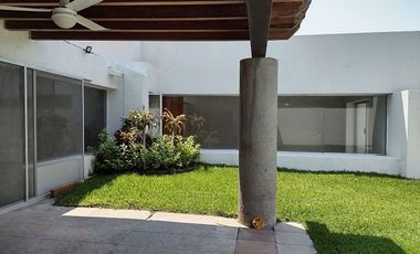 Casa en venta Cuernavaca. Colinas de Santa Fe