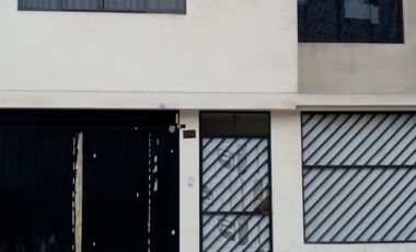 GRAN OPORTUNIDAD DE CASA DE DOS PISOS EN ATE