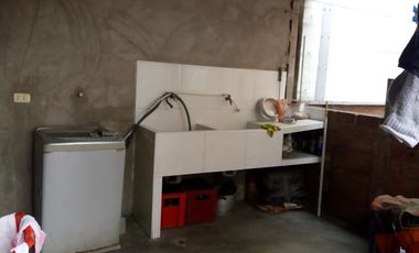 GRAN OPORTUNIDAD DE CASA DE DOS PISOS EN ATE