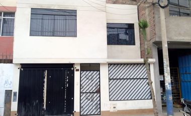 GRAN OPORTUNIDAD DE CASA DE DOS PISOS EN ATE