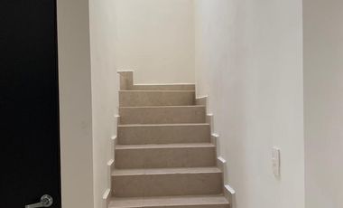 RENTA CASA EN APODACA, N.L.