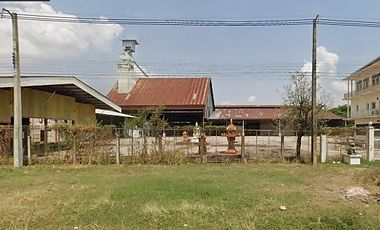 Land with storage buildings 5,147 sqm in Surin
