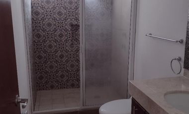 CASA EN VENTA, SAN LUIS POTOSI, GRANJAS DE LA FLORIDA, SEMINUEVA