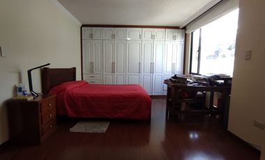 DEPARTAMENTO DE RENTA EN ELOY ALFARO Y PORTUGAL, CENTRO NORTE DE QUITO.