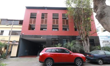 OCASION BELLO DEPARTAMENTO 2HABS/ 2COCHERAS/1DEPOSITO 1 CDRA DEL MALECON BARRANCO